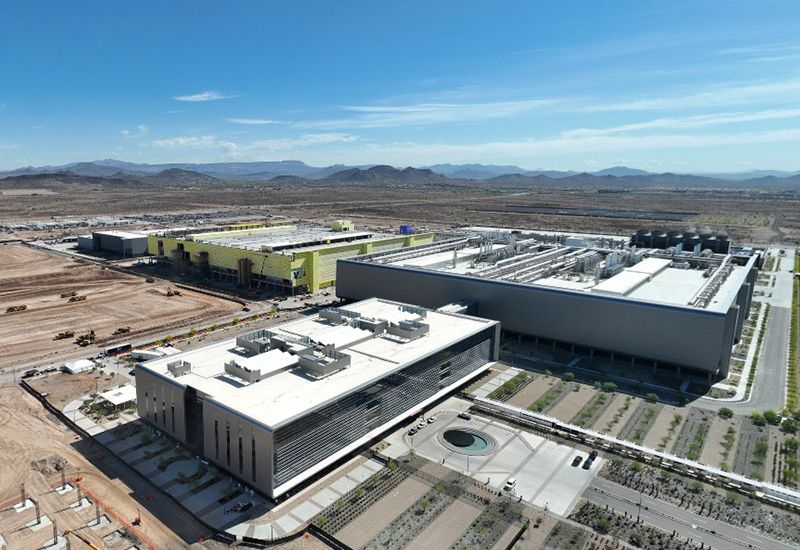 ИИ‑пузырът се е спукал: големи технологични компании загубиха стотици милиарди от пазарна стойност от началото на годината, но последиците варират.