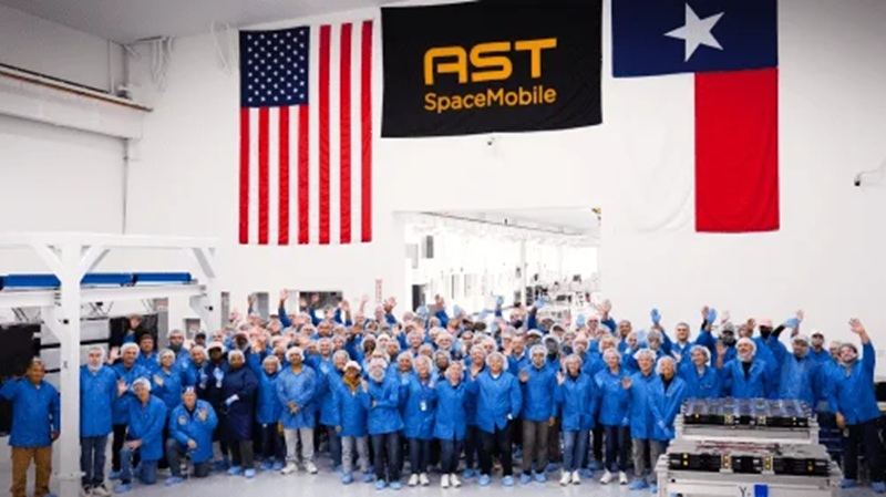AST SpaceMobile ускори спътниковия интернет за смартфони почти пет пъти быстрее