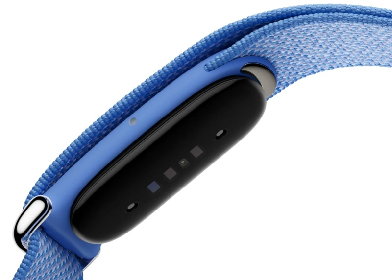 Google представи Fitbit Air – лек фитнес тракер без дисплей, на цена от 99 USD и с постоянно наблюдение на активността на потребителя.