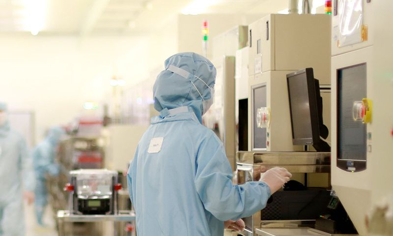 SMIC успя да увеличи приходите си с 61 %, благодарение на проекти в областта на изкуствения интелект, санкциите и заместването на импортираните продукти.