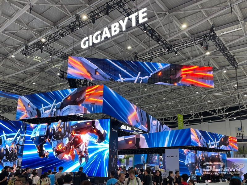 ГИГАБАЙТ представи нови игрални лаптопи и OLED‑монитори на изложбата Computex 2026