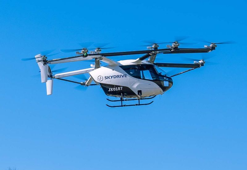 Видеото: летящото таксито SkyDrive излиташе над Токио, а комерсиалните полети ще започнат през 2028 г.