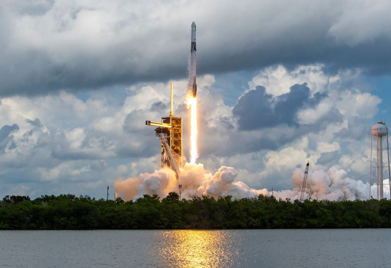 Илон Мъск планира да създаде глобална мрежа от космически пристанища за SpaceX.