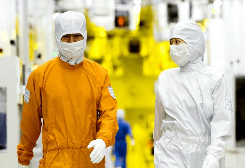 Служителите на Samsung протестуват за годишен бонус до 400 000 долара