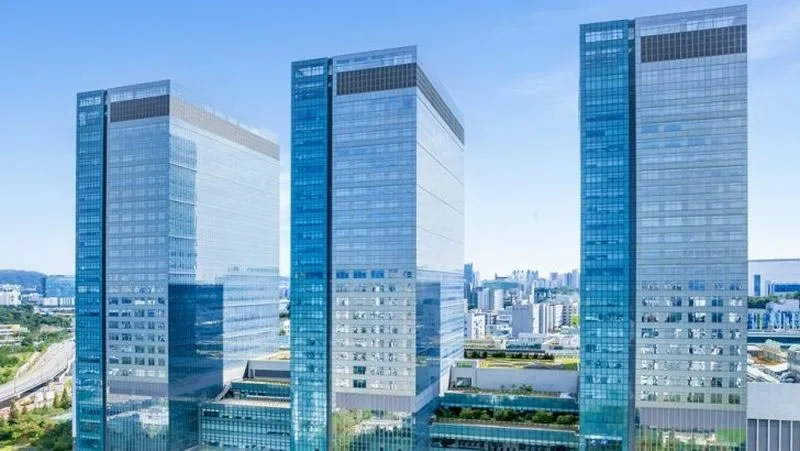 Семсунг ще започне масови доставки на памет HBM4 през февруари, превъзходя конкуренти