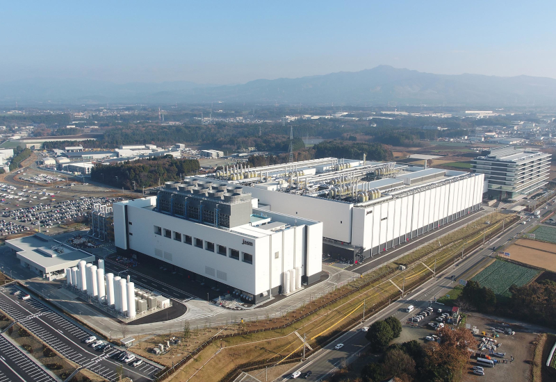 TSMC в Япония печели за пръв път – само след година от началото на масовата сборка на продукцията.