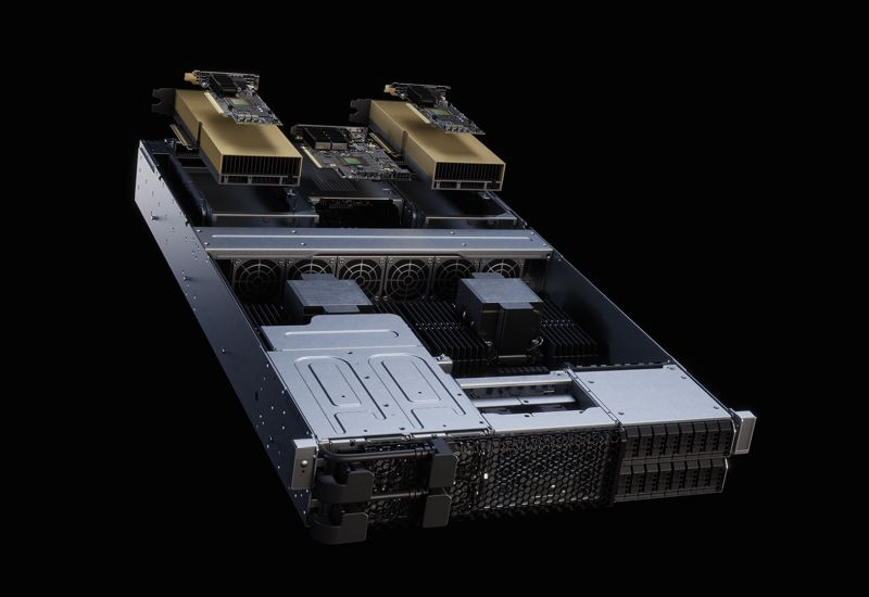 Фокскон очаква рекорден приходи от растежа на търсенето за изкуствен интелект.