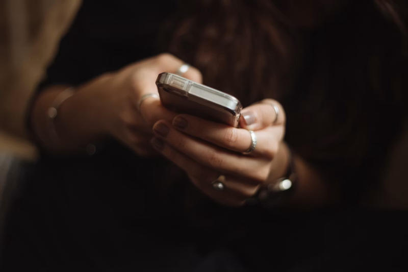 Мета-създаденият AI‑робот проби акаунти в Instagram, съобщи услугата на потребителите.