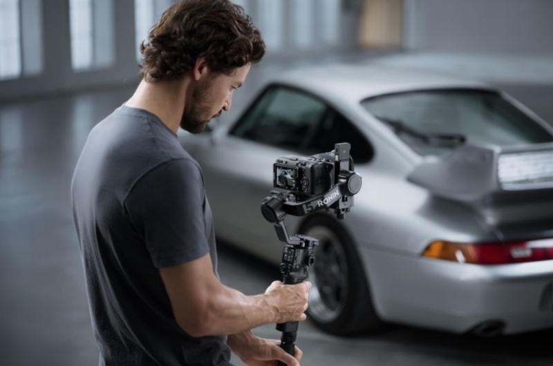 ДЖИ (DJI) пусна лек стабилизиратор RS 5, предназначен за камери до 3 кг.