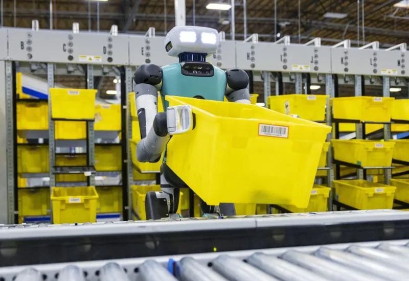 Toyota привлече семейство хуманоидни роботи Agility Digit за производство на RAV4